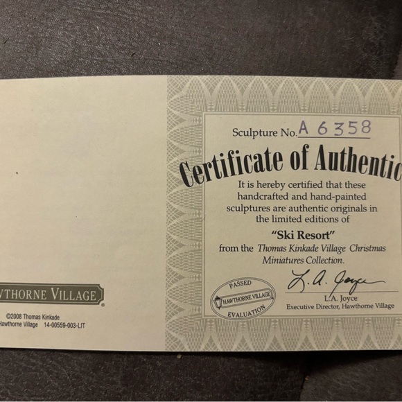 Thomas Kinkade Village Christmas Miniature collection - Picture 4 of 4